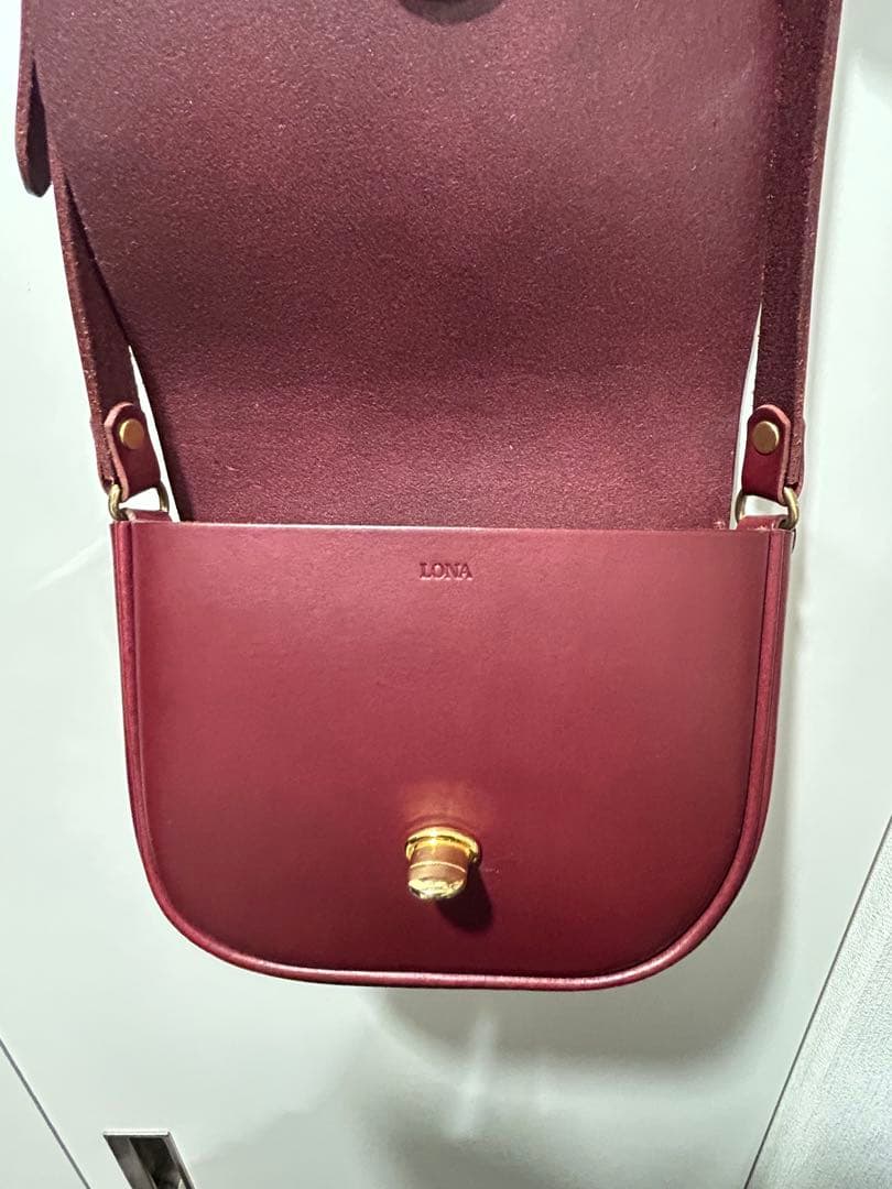 LONA ワイン レザーショルダーバッグs