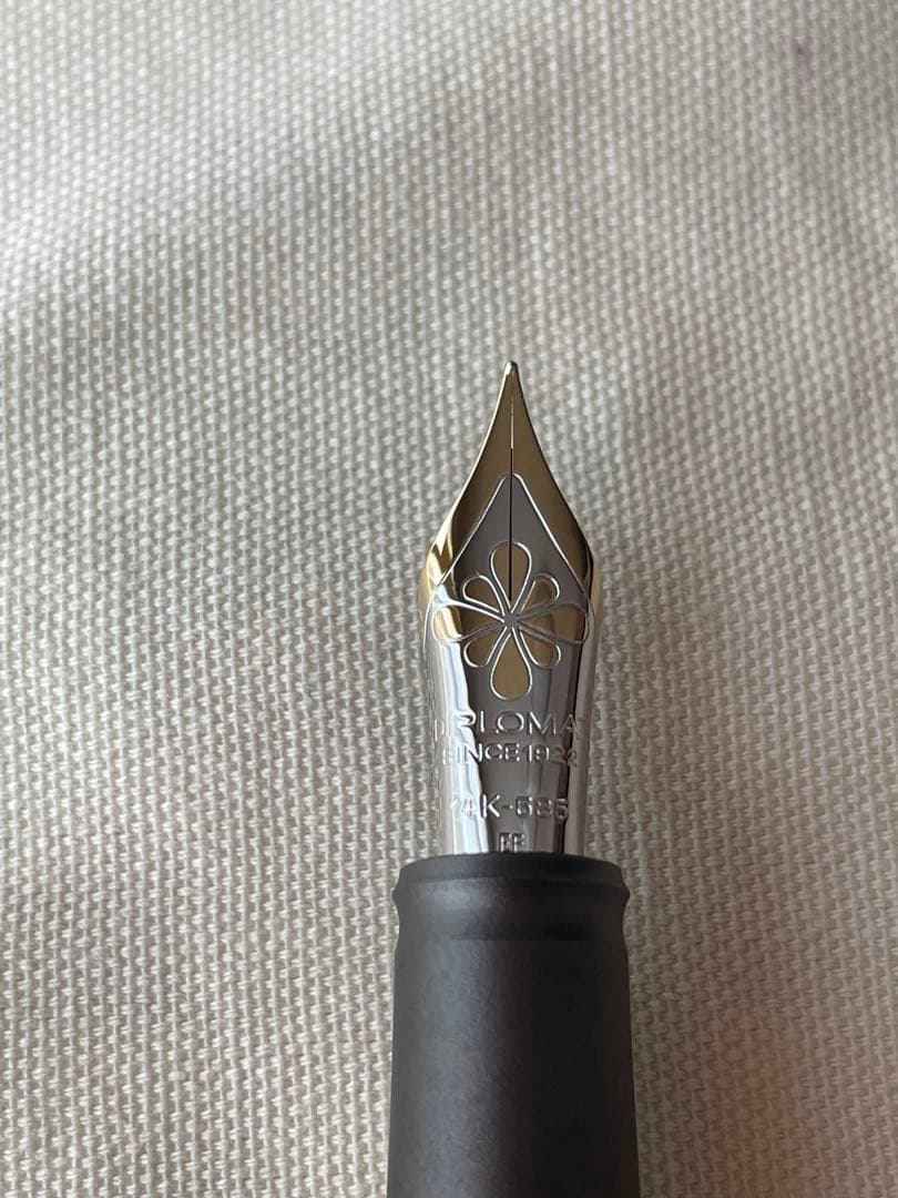 DIPLOMAT（ディプロマット）アエロ　ブラック