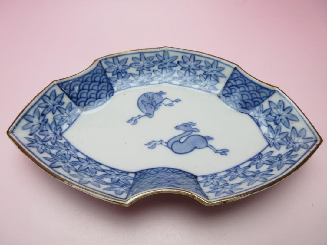 時代 染付 角福 鹿と紅葉模様 変形皿 3枚 61228