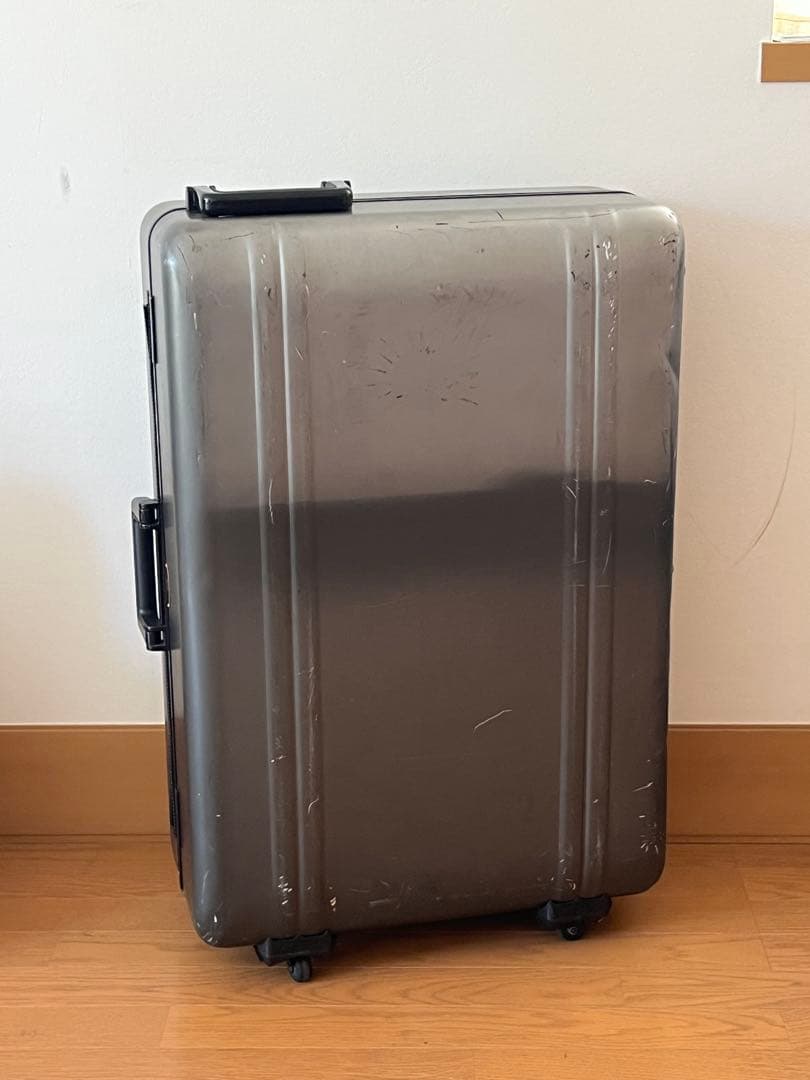 ゼロハリバートン　アルミスーツケース