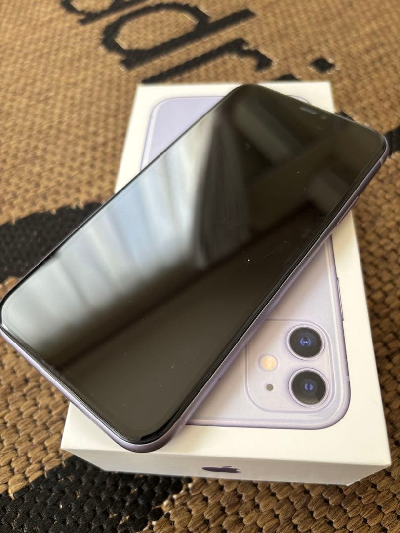 携帯電話本体 iPhone11 128GB