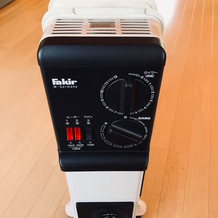 オイルヒーター　Fakir  ファン　キャスター付