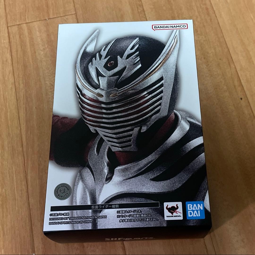 S.H.Figuarts 真骨彫製法　仮面ライダー龍騎
