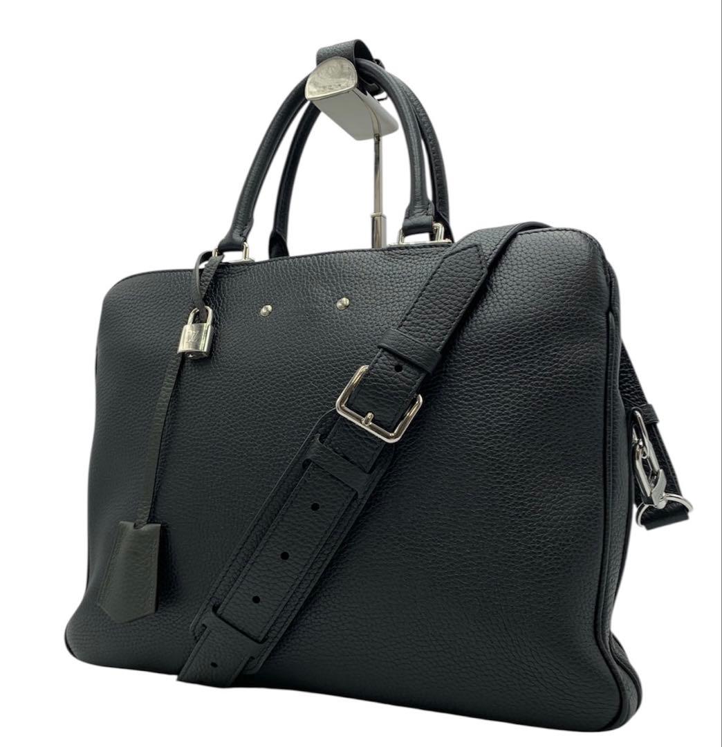 【未使用に近い】ルイヴィトン アルマンド ブリーフケースMM トリヨン ブラック