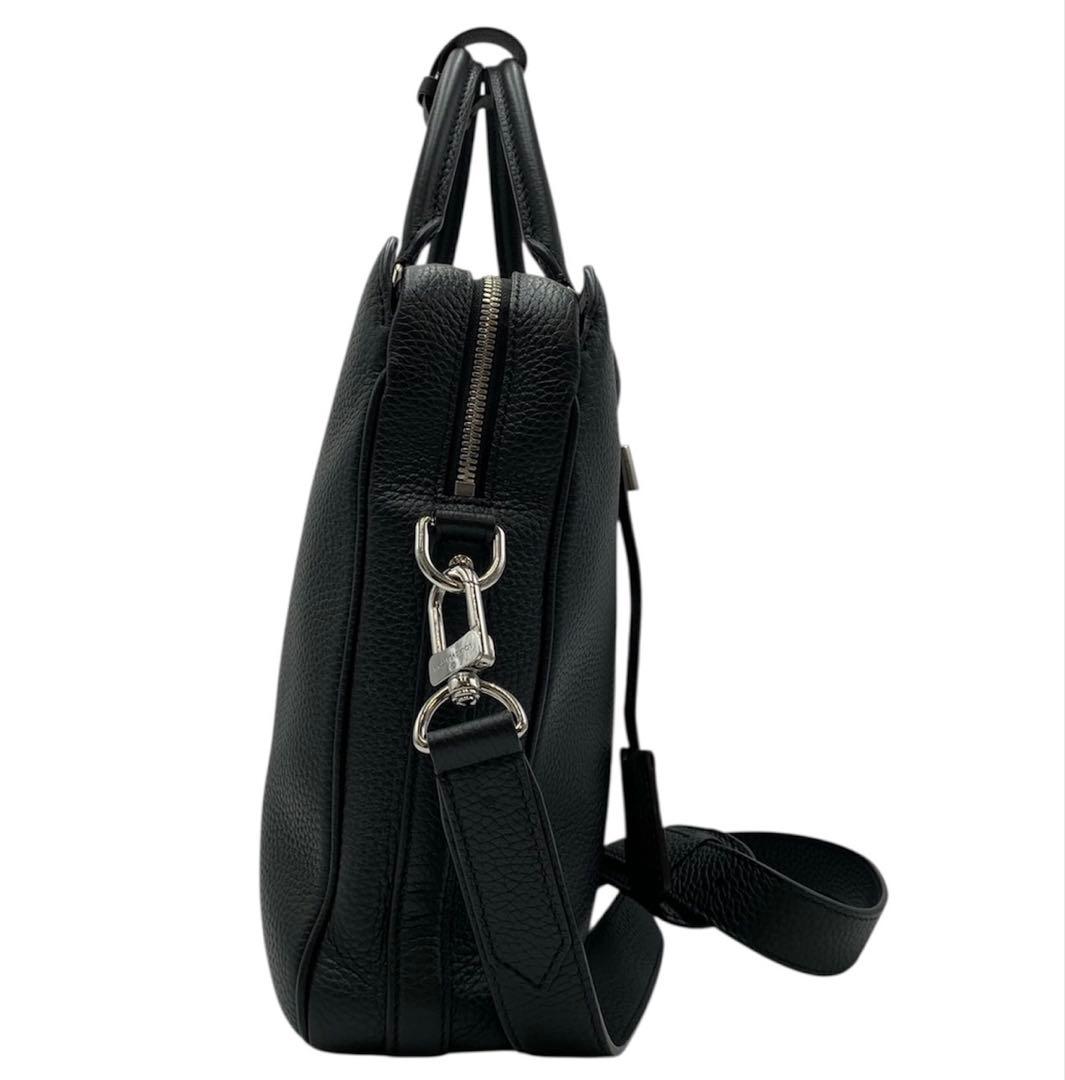 【未使用に近い】ルイヴィトン アルマンド ブリーフケースMM トリヨン ブラック