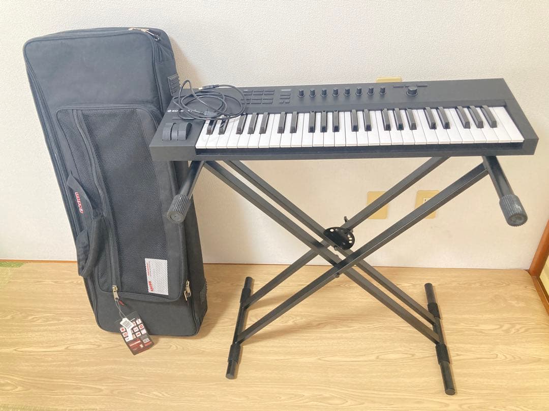 ☆超大人気商品！！ KOMPLETE KONTROL A49 MIDIキーボード