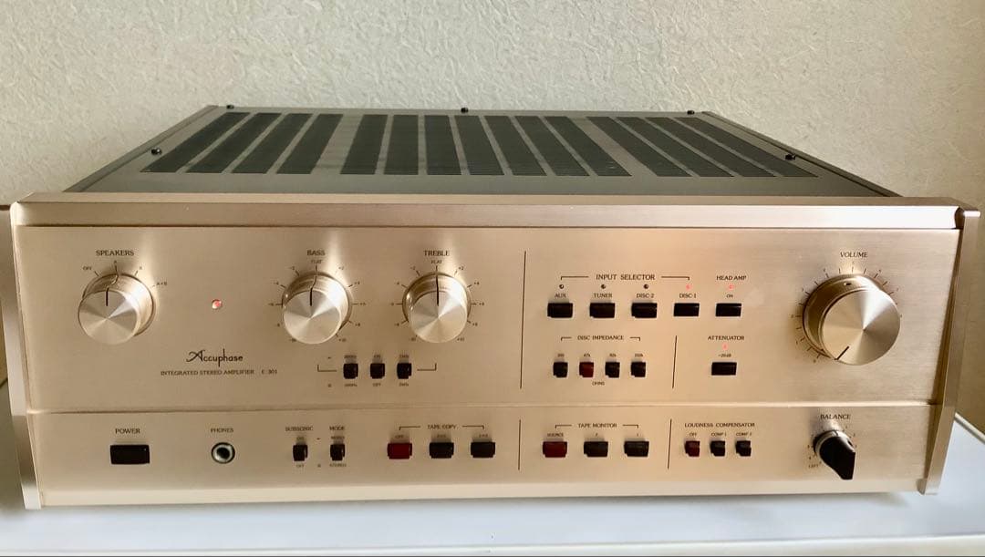 androidAccuphase E-301 プリメインアンプ /良品 /