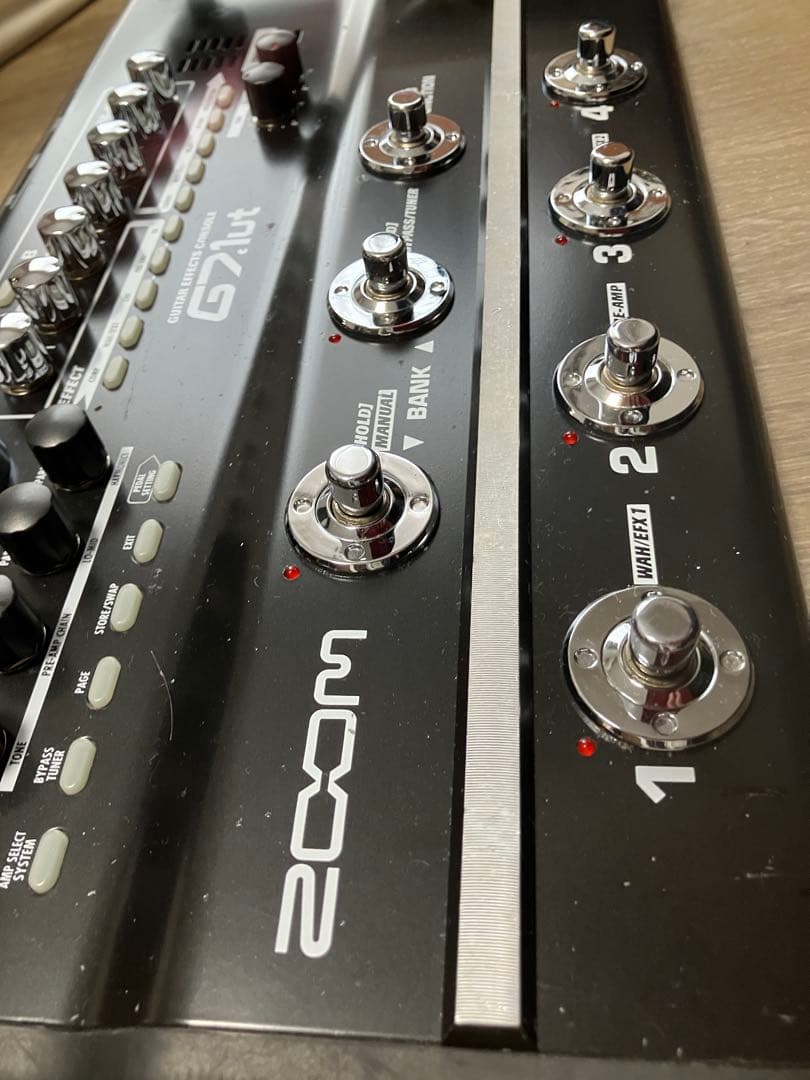 ZOOM G7.1ut ギターエフェクター