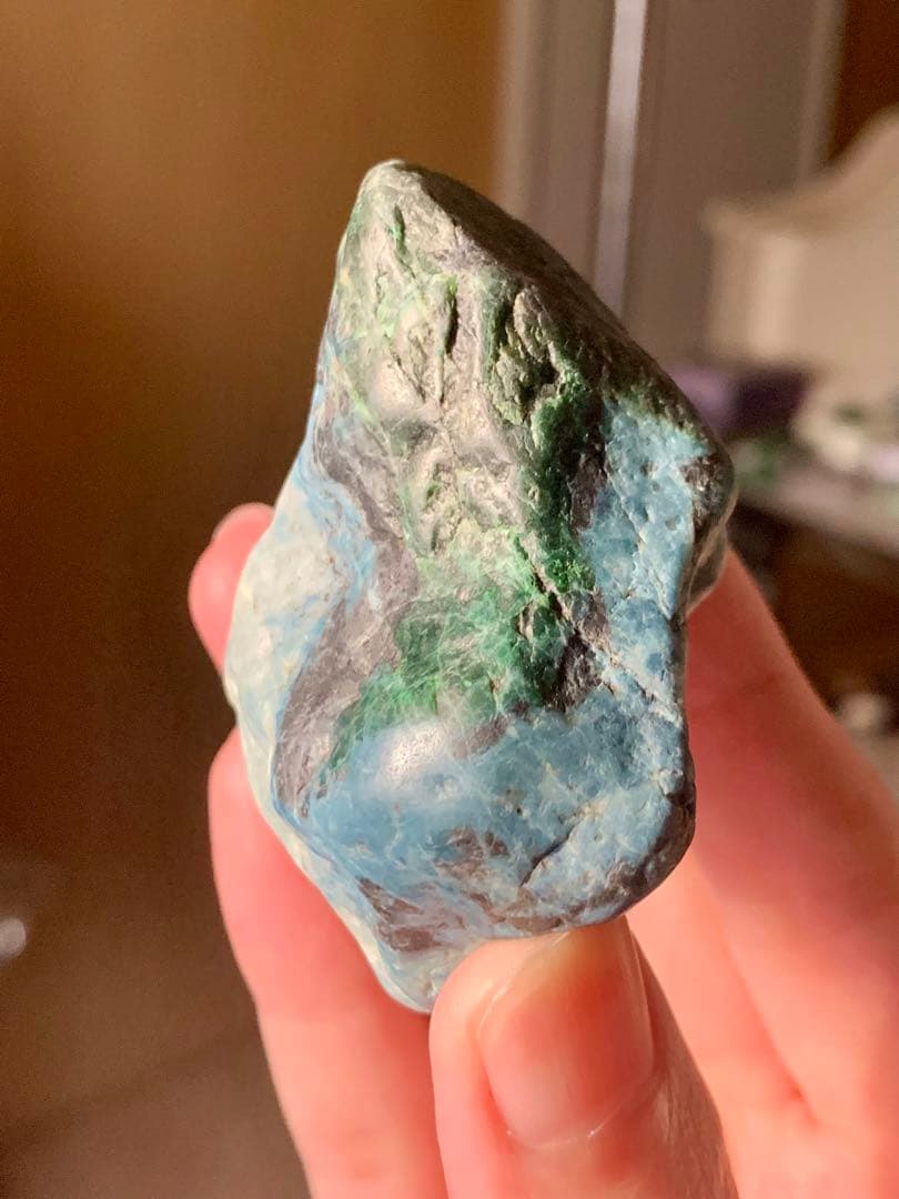 糸魚川４色ひすい　海石　翡翠　原石　翡翠　鉱物標本　コン沢　水石　根付　青翡翠