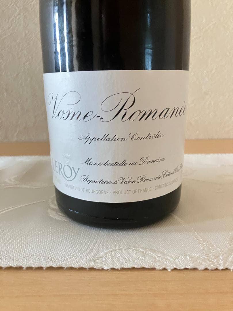 ドメーヌ・ルロワ　ヴォーヌ・ロマネ2004（二次流通品ではありません）