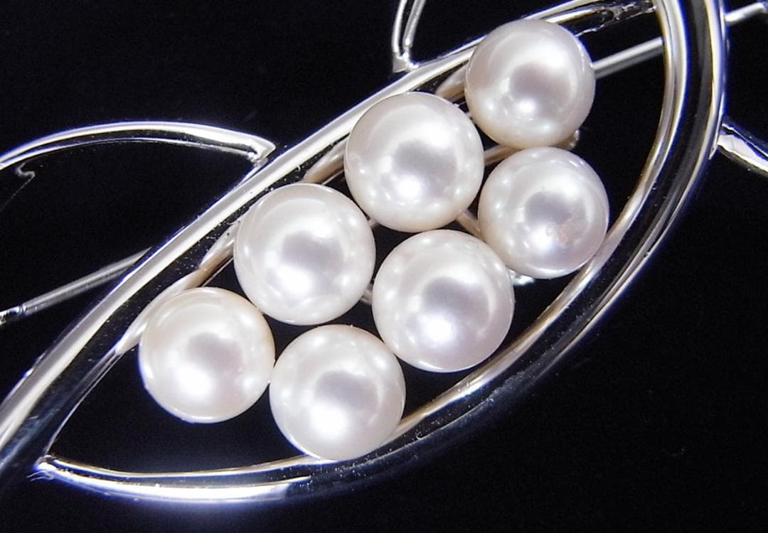 ★925シルバー(銀製)・7粒★本真珠ブローチ（アコヤ真珠)★未使用品　★