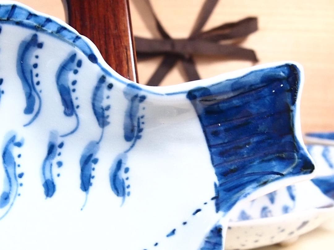 【未使用】高橋芳宣 染付魚型向付 7客 魚文向附 銘々皿/菓子皿 茶道具 食器