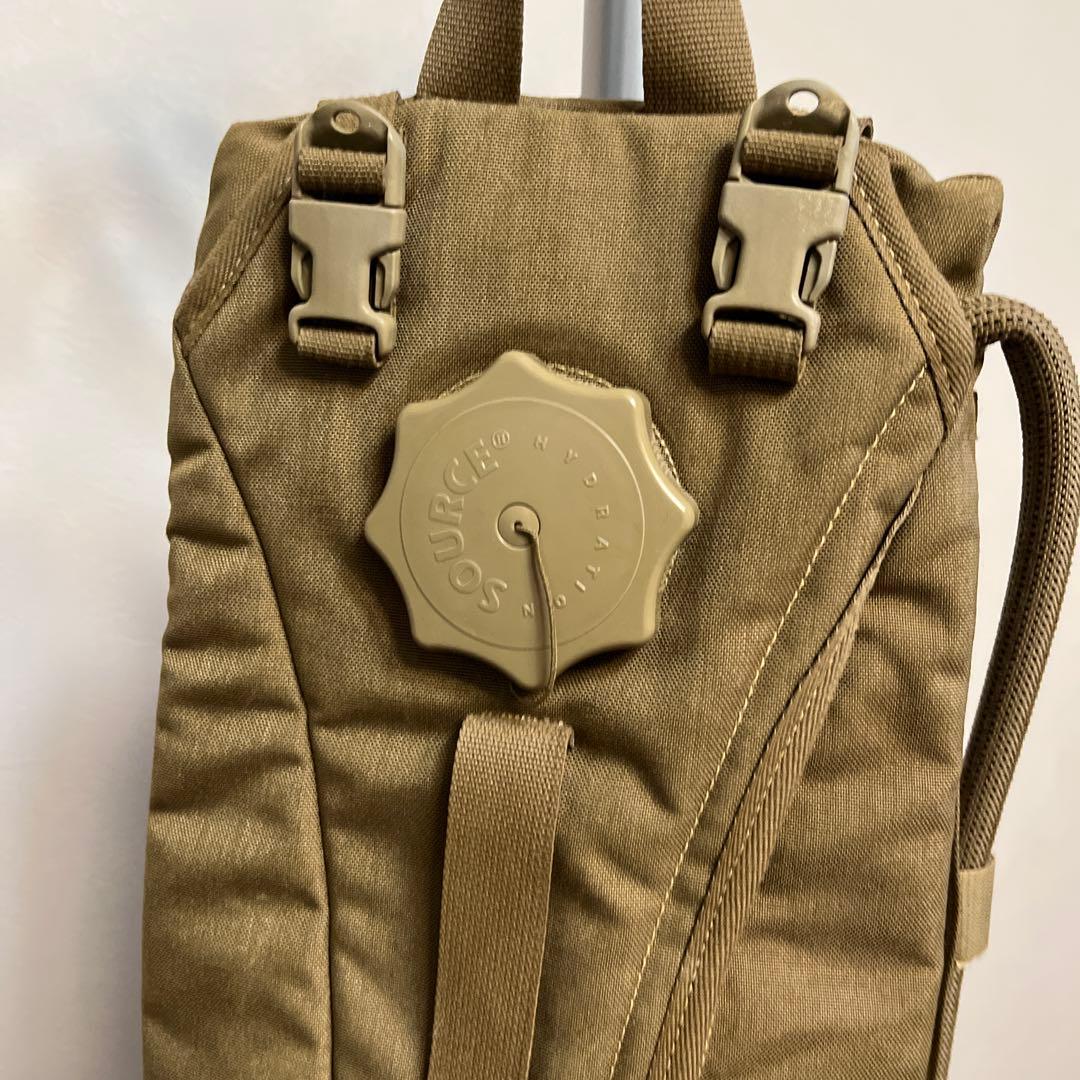 カーキ ナイロン ミニバックパック