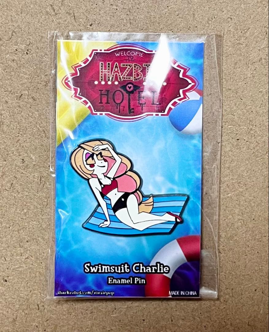 ハズビンホテル HAZBIN HOTEL ピンバッジ 水着 チャーリー