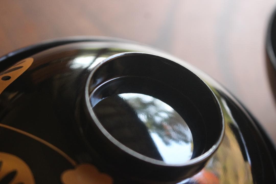 時代逸品！上質黒漆に極上水葵御所車蒔絵の映えるお椀2点（検輪島塗京塗蒔絵椀