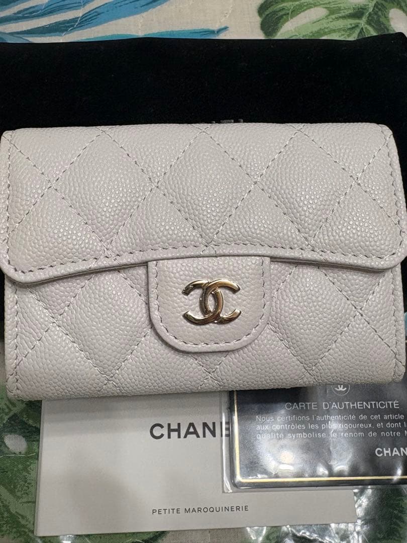 シャネル　小銭入れ　財布　カードケース