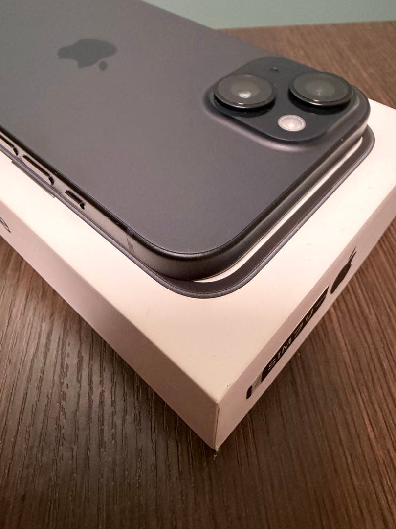 Apple iPhone 15 128GB SIMフリー 本体