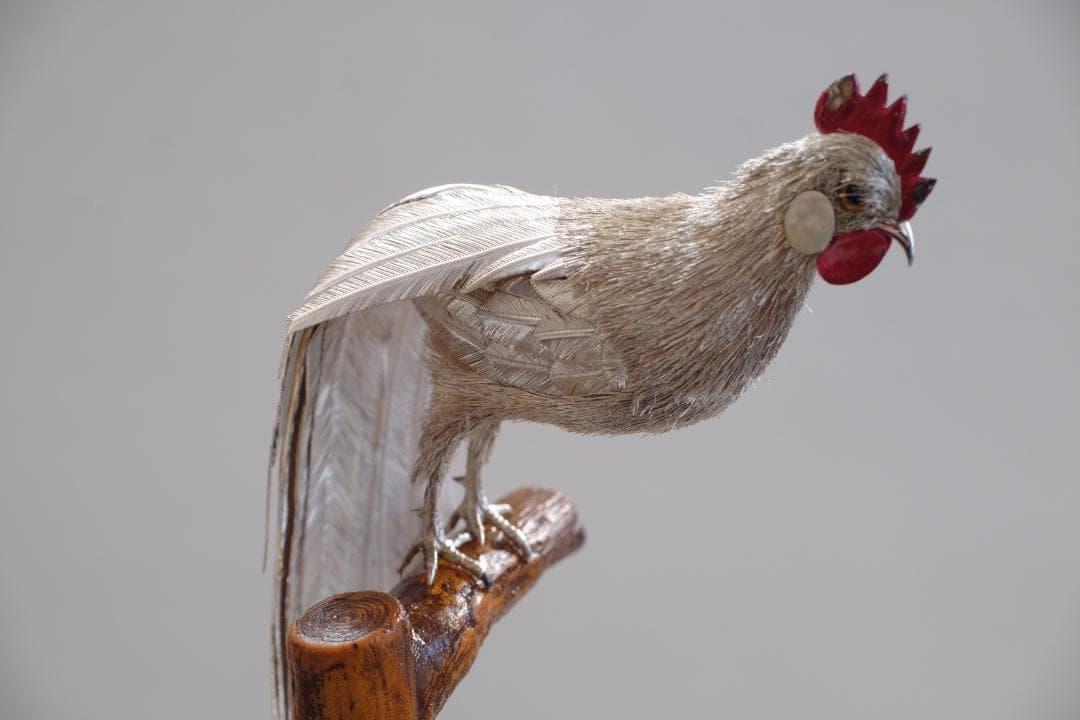 光則作　大淵武則　純銀製　尾長鶏　ガラスケース　収納箱　 純銀 ガラスケース付