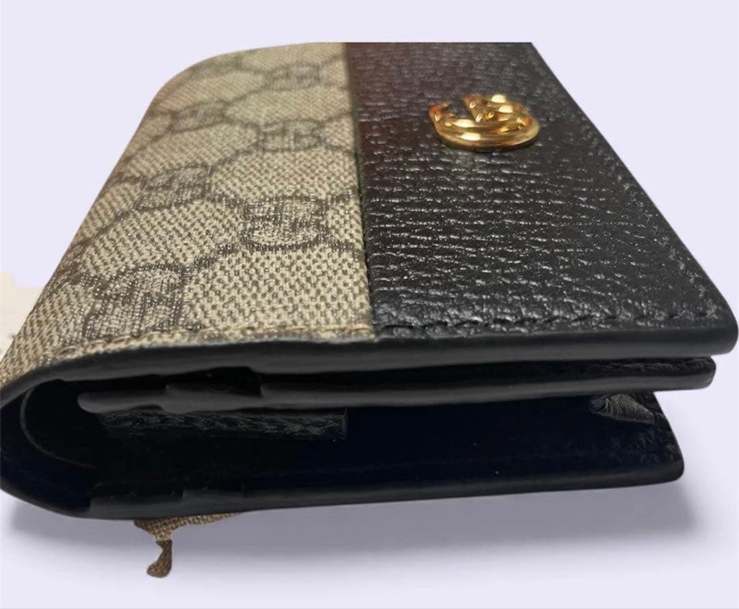 村*る様 新品未使用　GUCCI グッチ　二つ折り財布　ミニ財布　GGスプリーム