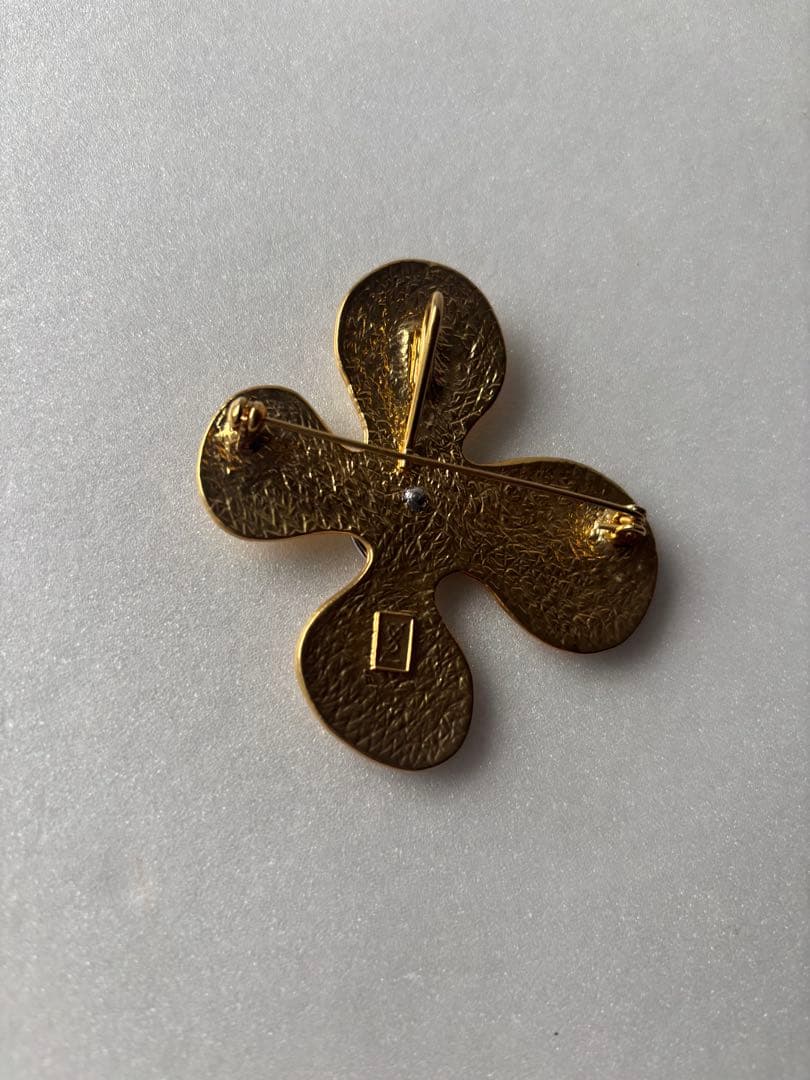 tanakas08228　イヴサンローランYSL ヴィンテージブローチ