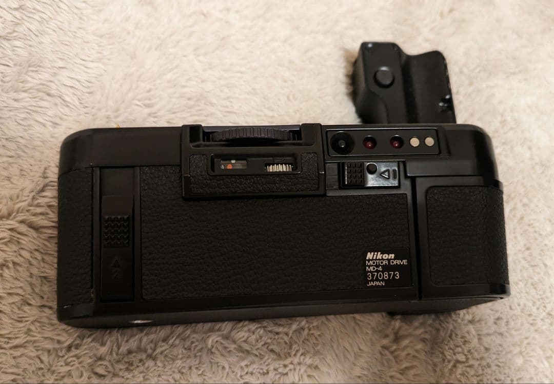 Nikon F3 HP MD-4付属