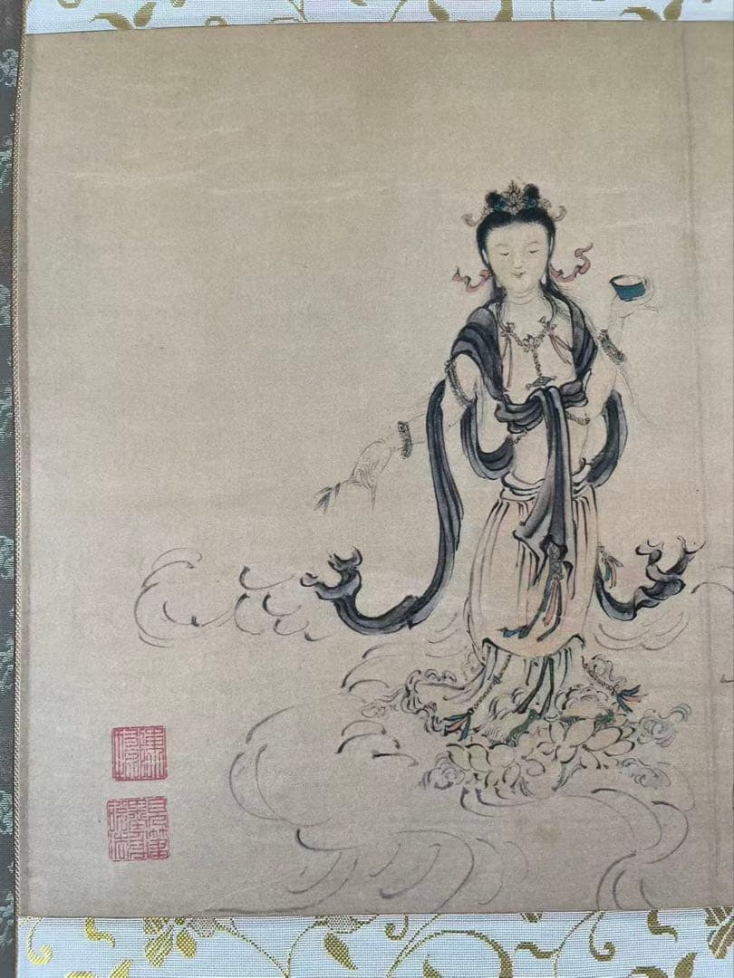 陳賢筆観音菩薩図　掛け軸