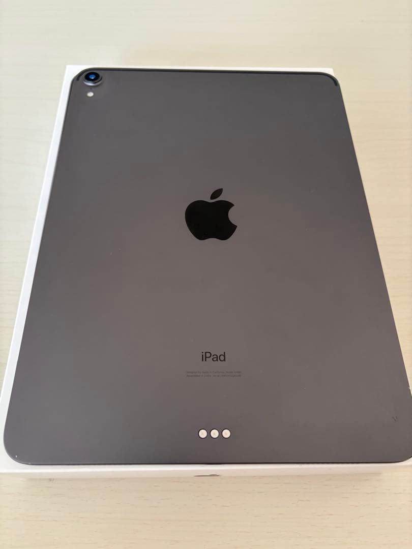 iPad Pro 第一世代 11インチ 512GB 箱/ケーブル付き