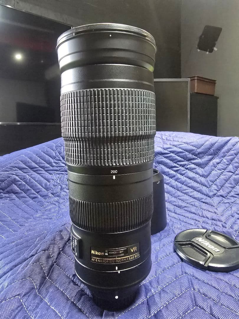 NIKKOR 200-500mm f/5.6レンズ（完動品）