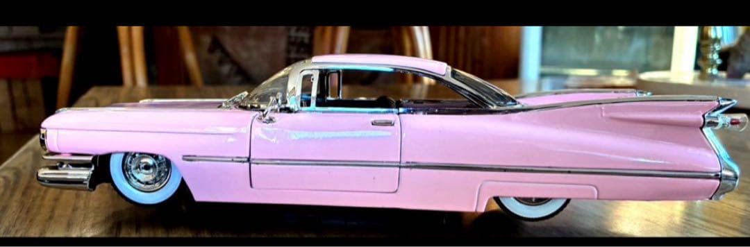 廃盤Jada Toys 1/24 1959 Cadillac ピンクキャデラック