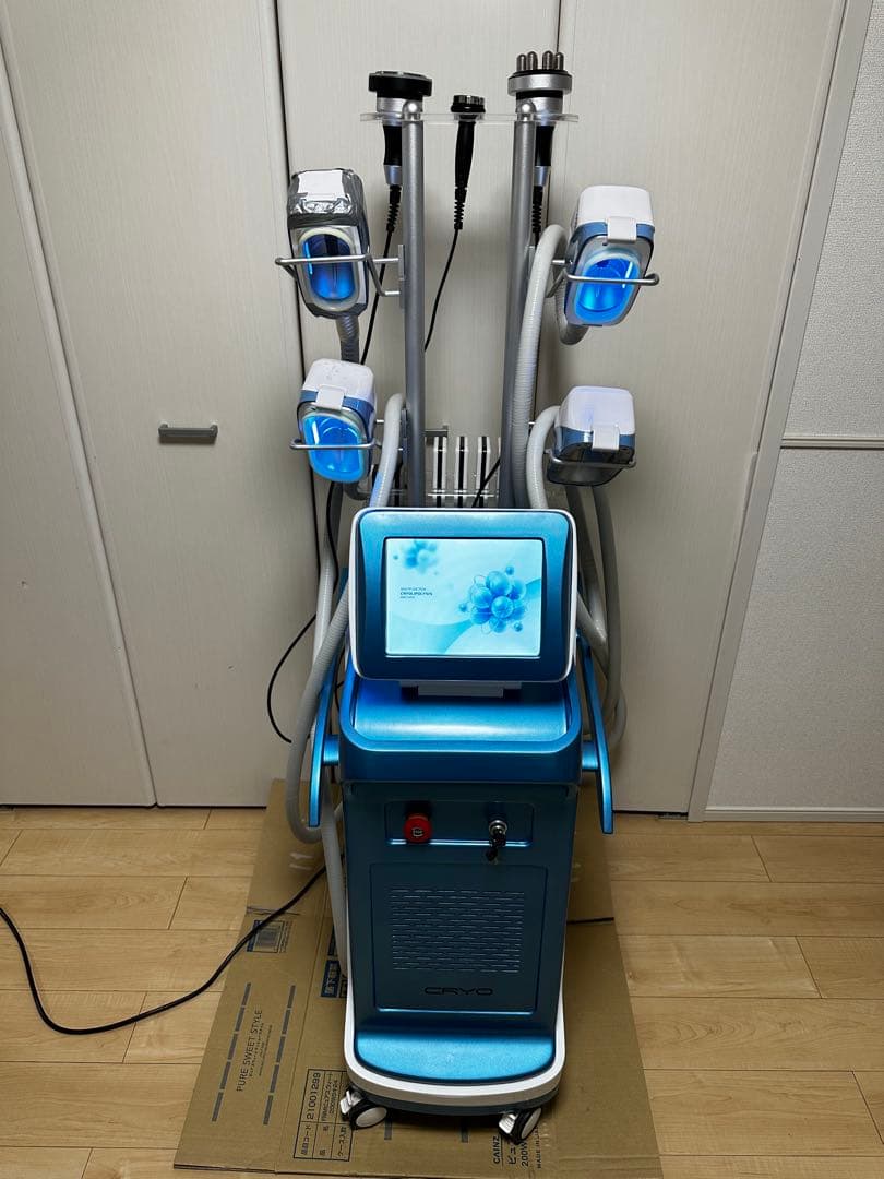 cryo脂肪冷却マシーン　キャビ ボディRF フェイスRF LIPO LASER