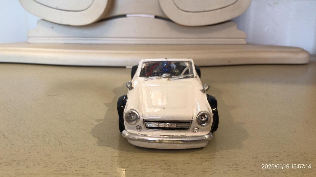 ミニッツ　世界に1台　プラボディ　フェアレディ　アルミタイヤライトマフラーLED