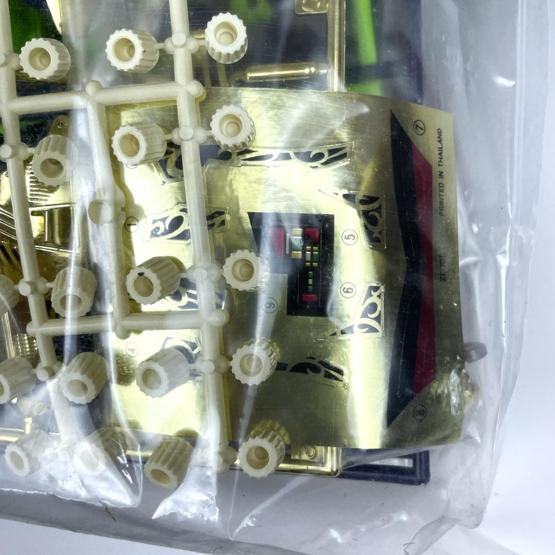 新品 ゾイド CLAW 海外版 クロウ シールドライガー ZOIDS2 未開封