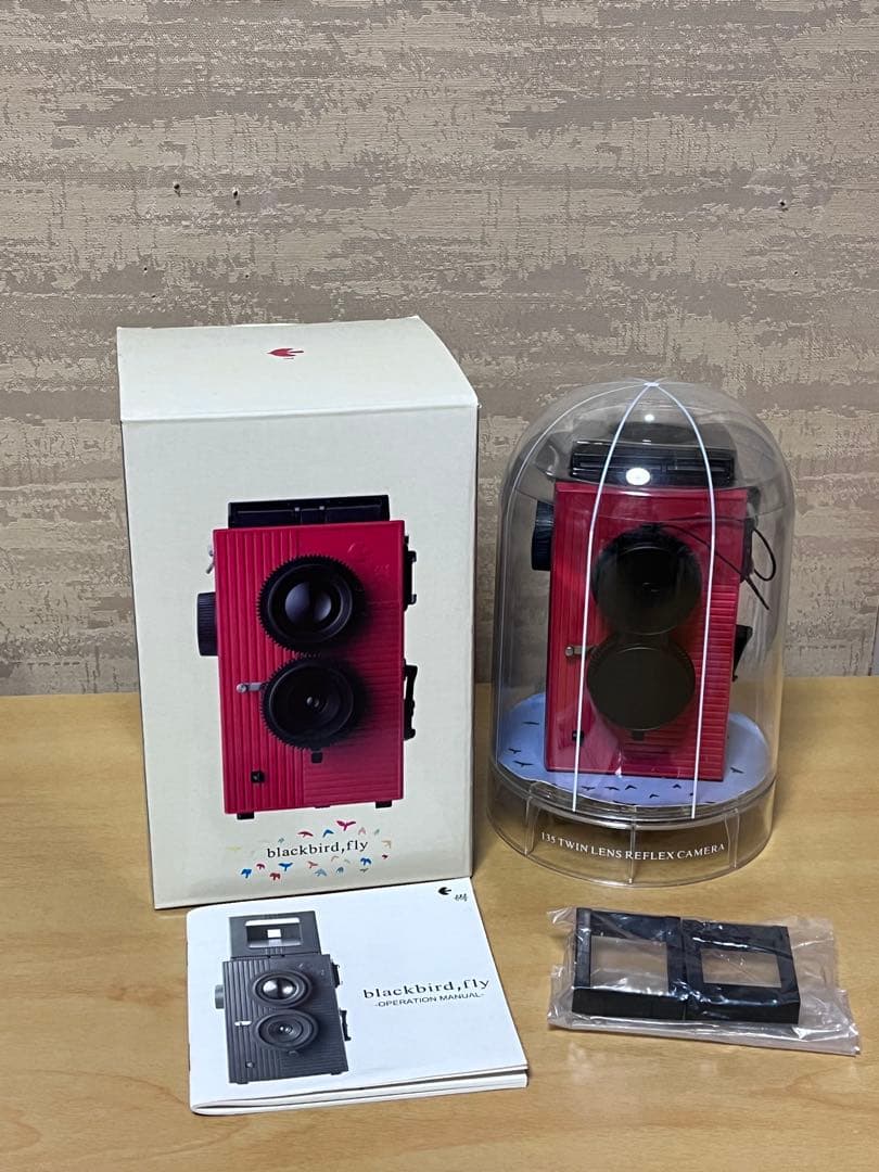 blackbird,fly トイカメラ（red）