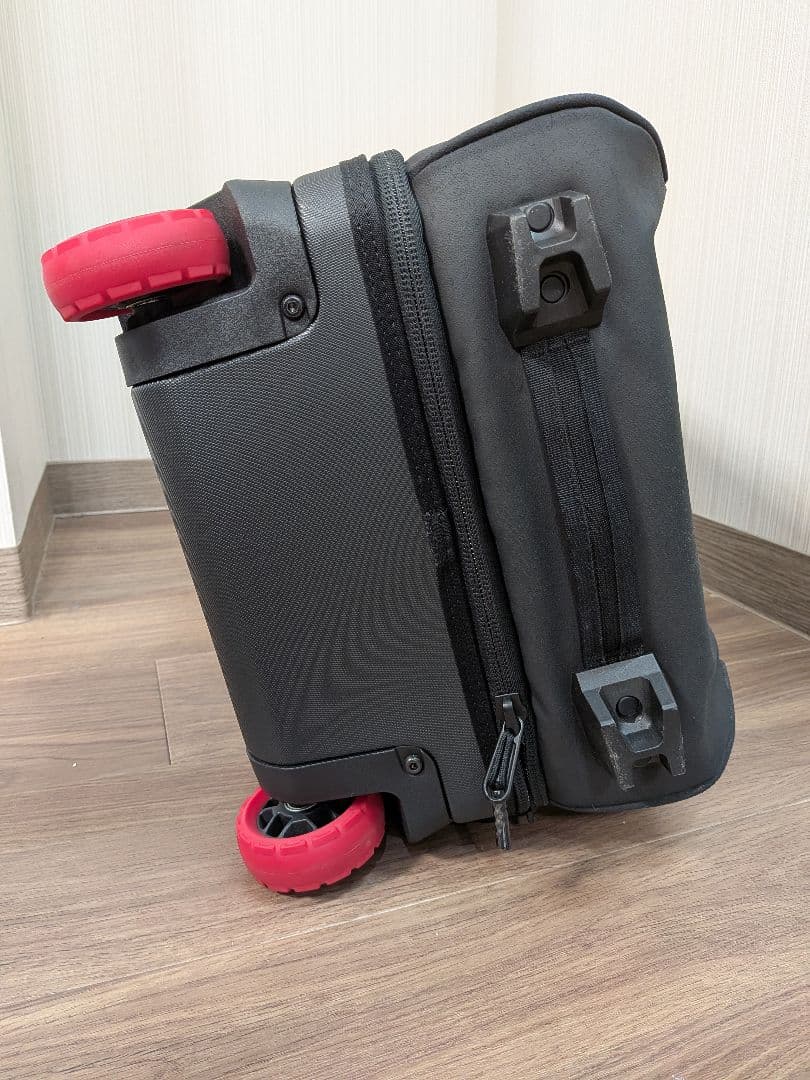 【希少品】ノースフェイス ストラトライナー M 黒 キャリーバッグ