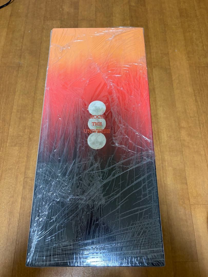 ラブブ　Big into Energy ROCK THE UNIVERSE