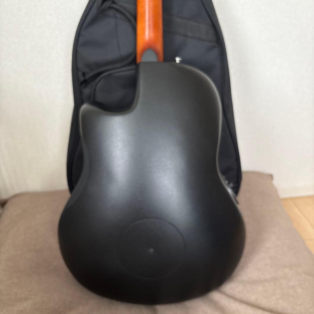 OvationエレアコギターCelebrity 「CE44-RBB」/保証期間中
