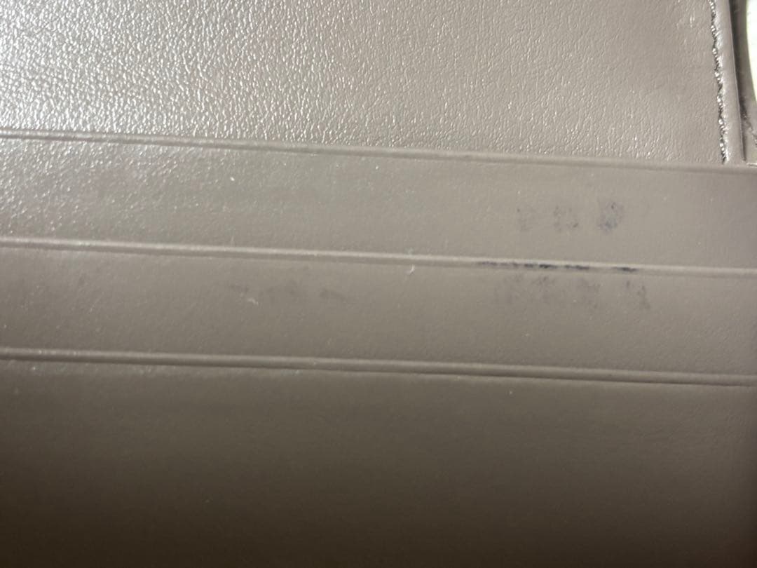 セリーヌ　二つ折り財布