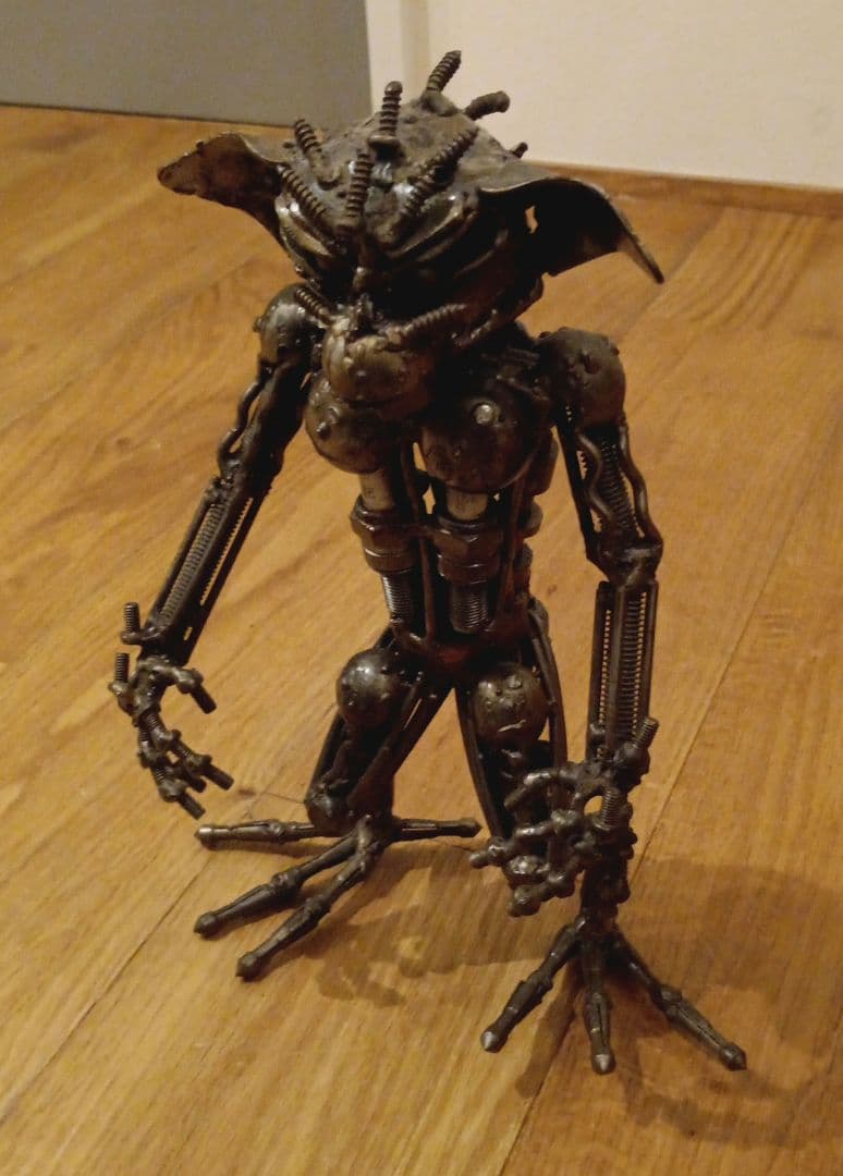 グレムリン？ 鉄製 フィギュア 置物