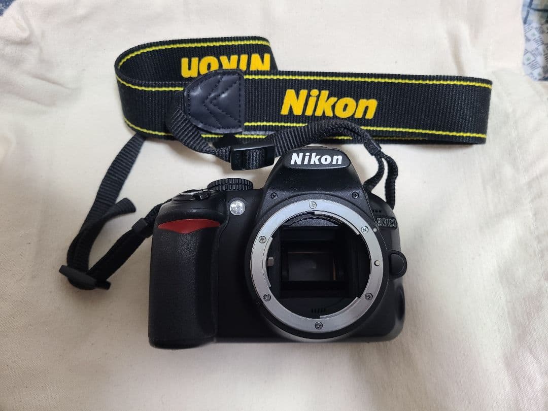 ⑧Nikon D3100 18-55 VR Kit