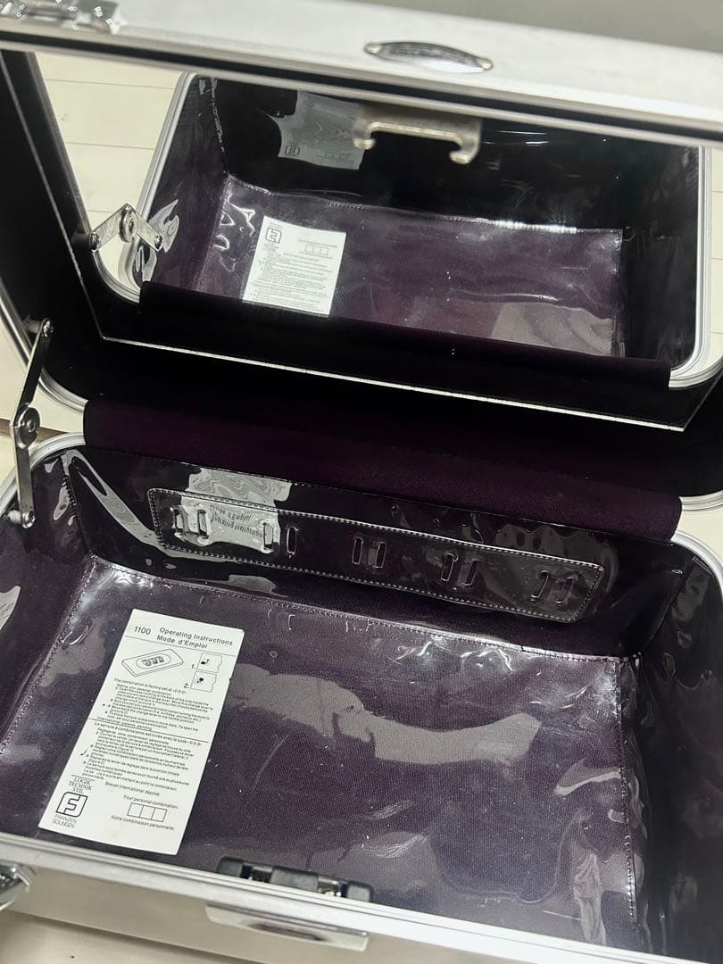 ZERO HALLIBURTON 1100 シルバー ケース メイクボックス