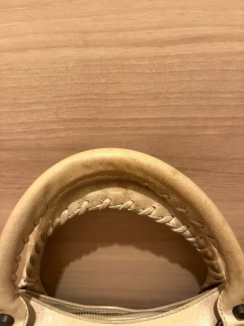 バレンシアガ 限定 ザ・ファースト　ハンドバッグ