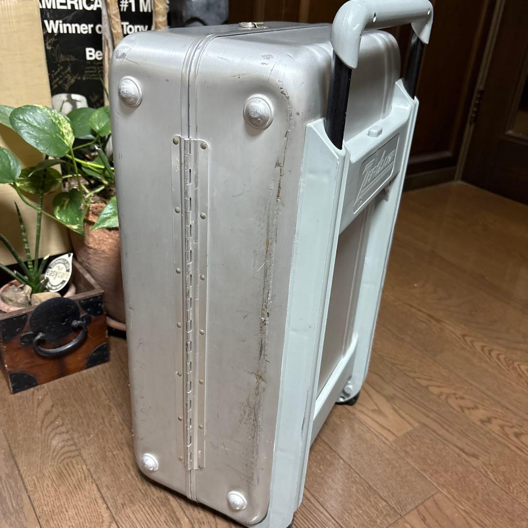 ゼロハリバートン　機内持込可能　アルミ製キャリーケース　トロリー　ビンテージ