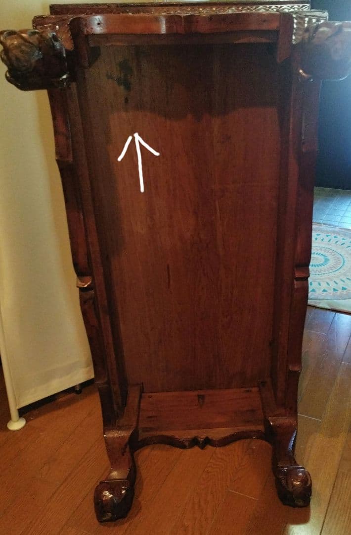 アンティーク家具　彫刻　机