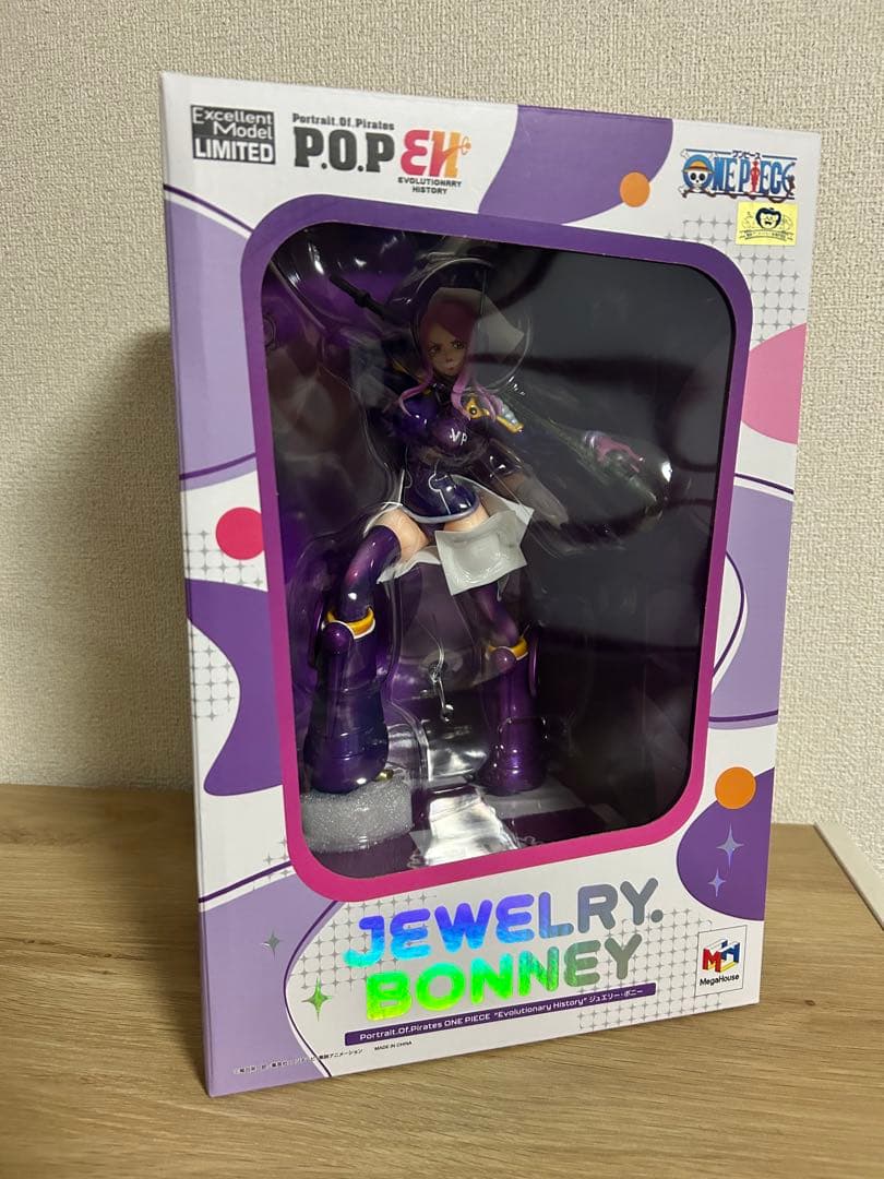 POPワンピース“Evolutionary History”ジュエリー・ボニー