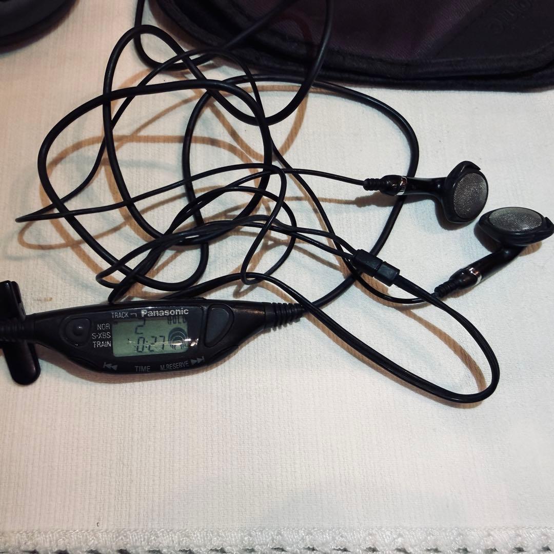 Panasonic SL-S490 ポータブルCDプレーヤー（動作不良あり）