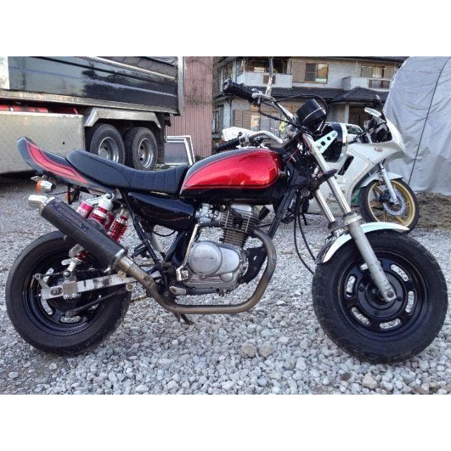 新品　エイプ50　100 ツインサスアダプター 塗装有　ＫＢＣ製 Ｗサス