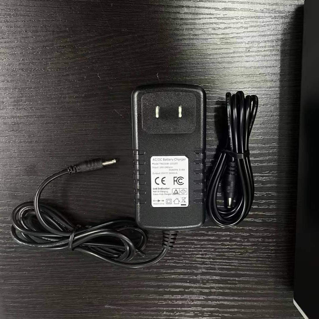 【最新モデル・PSE確認済】ポータブル電源 166Wh USBPD ハンドル付き