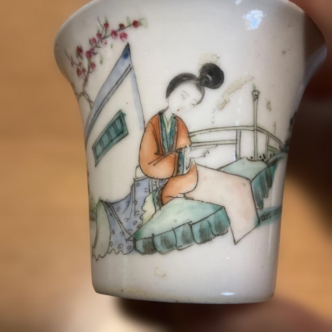 中国民国時代の手描き茶碗 女性と風景の絵柄