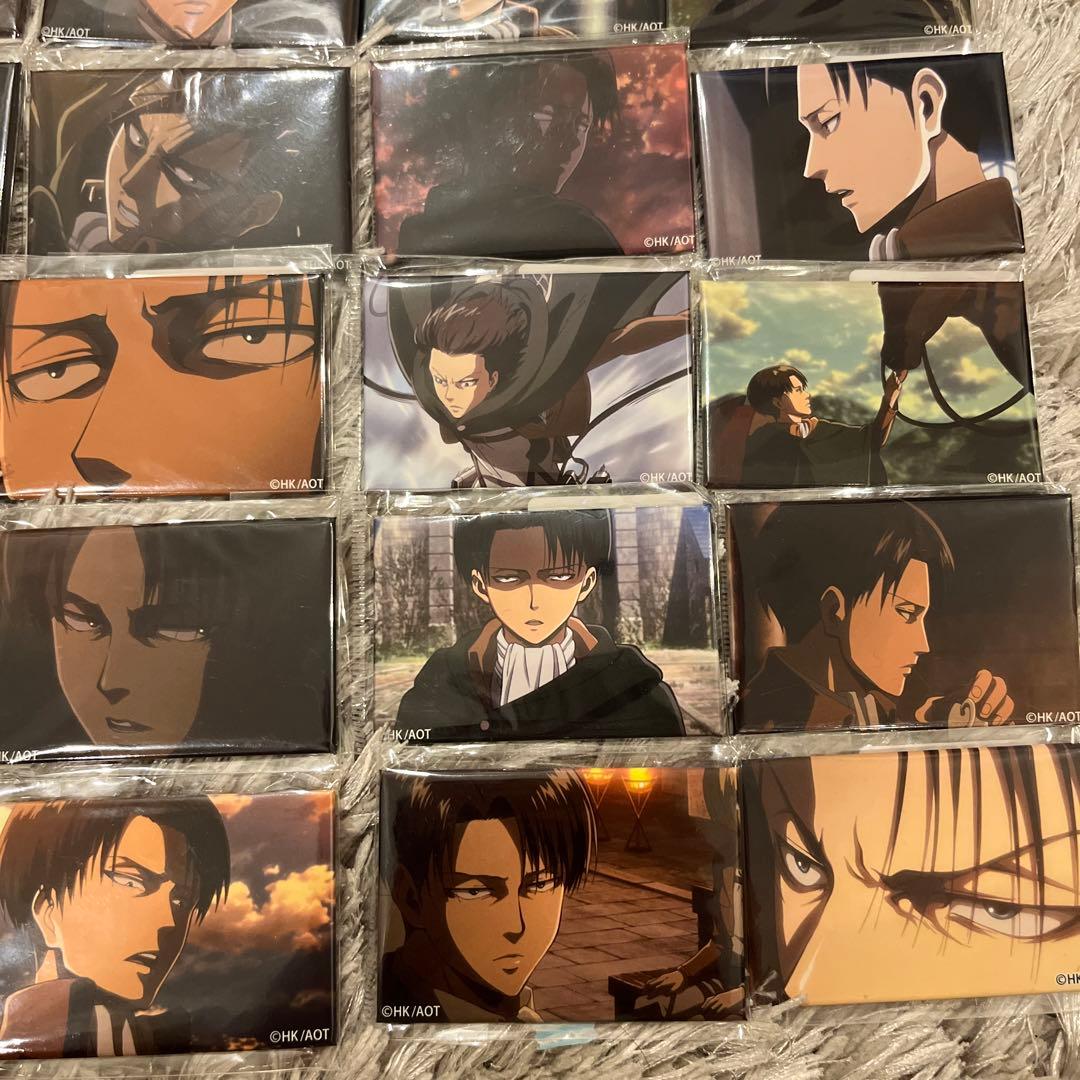 [単品可] 進撃の巨人　百景　リヴァイ　缶バッジ　単品1つ1000円