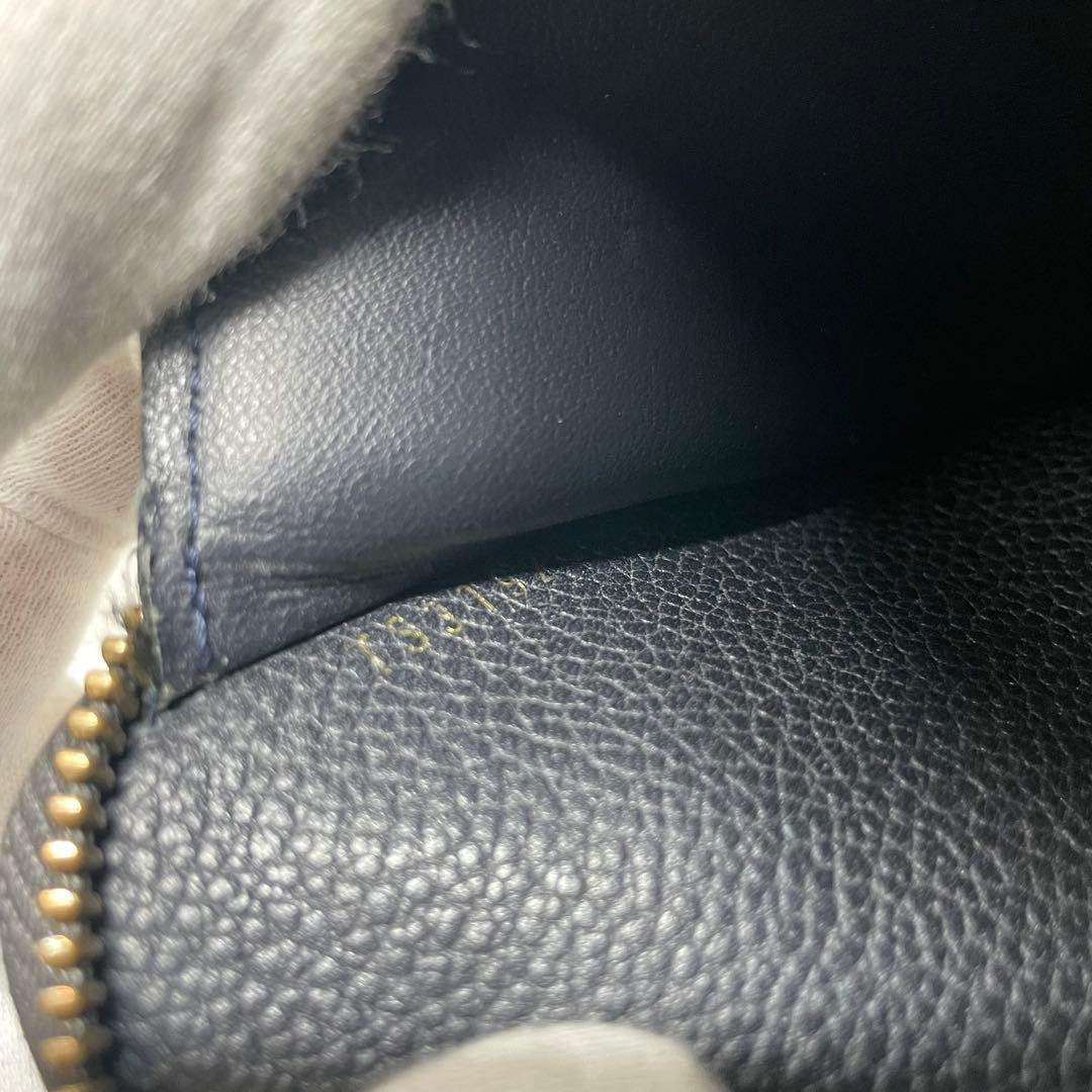 ト*ジ様 LOUIS VUITTON アンプラント　スクレット　ブラック二つ折り